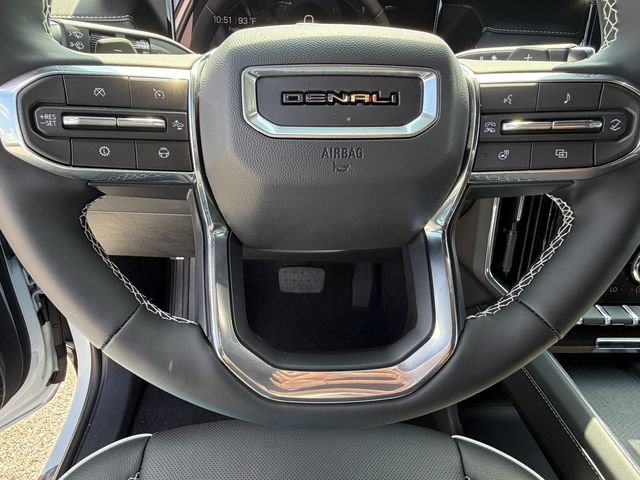 New 2026 GMC Acadia Denali w/ Super Cruise Package FWD image 23