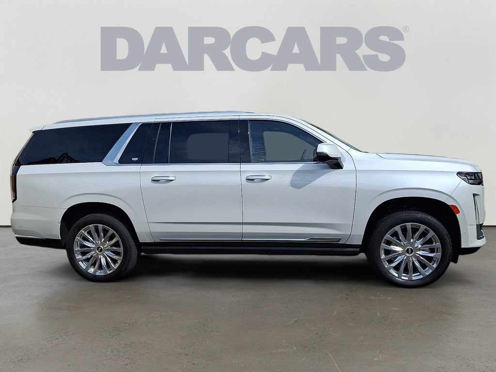 Used 2023 Cadillac Escalade ESV Premium Luxury w/ Performance Package AWD/4WD image 7