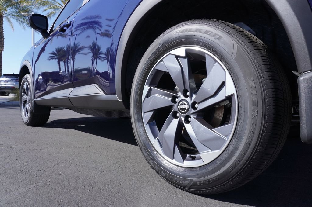 New 2026 Nissan Rogue SV image 6