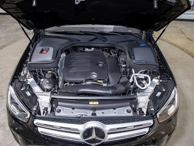 Certified 2022 Mercedes-Benz GLC 300 4MATIC image 5
