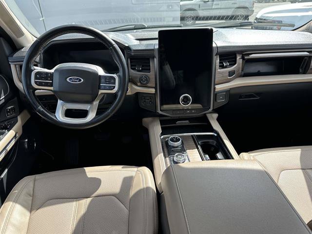 Used 2023 Ford Expedition Max Limited AWD/4WD image 13