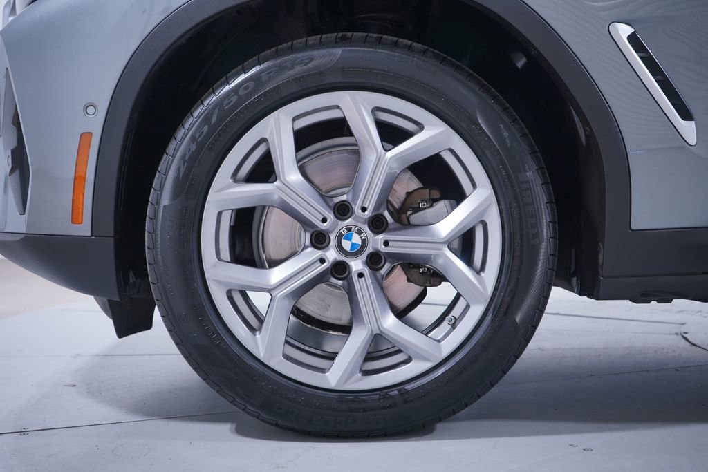 Used 2024 BMW X3 sDrive30i w/ Convenience Package image 2