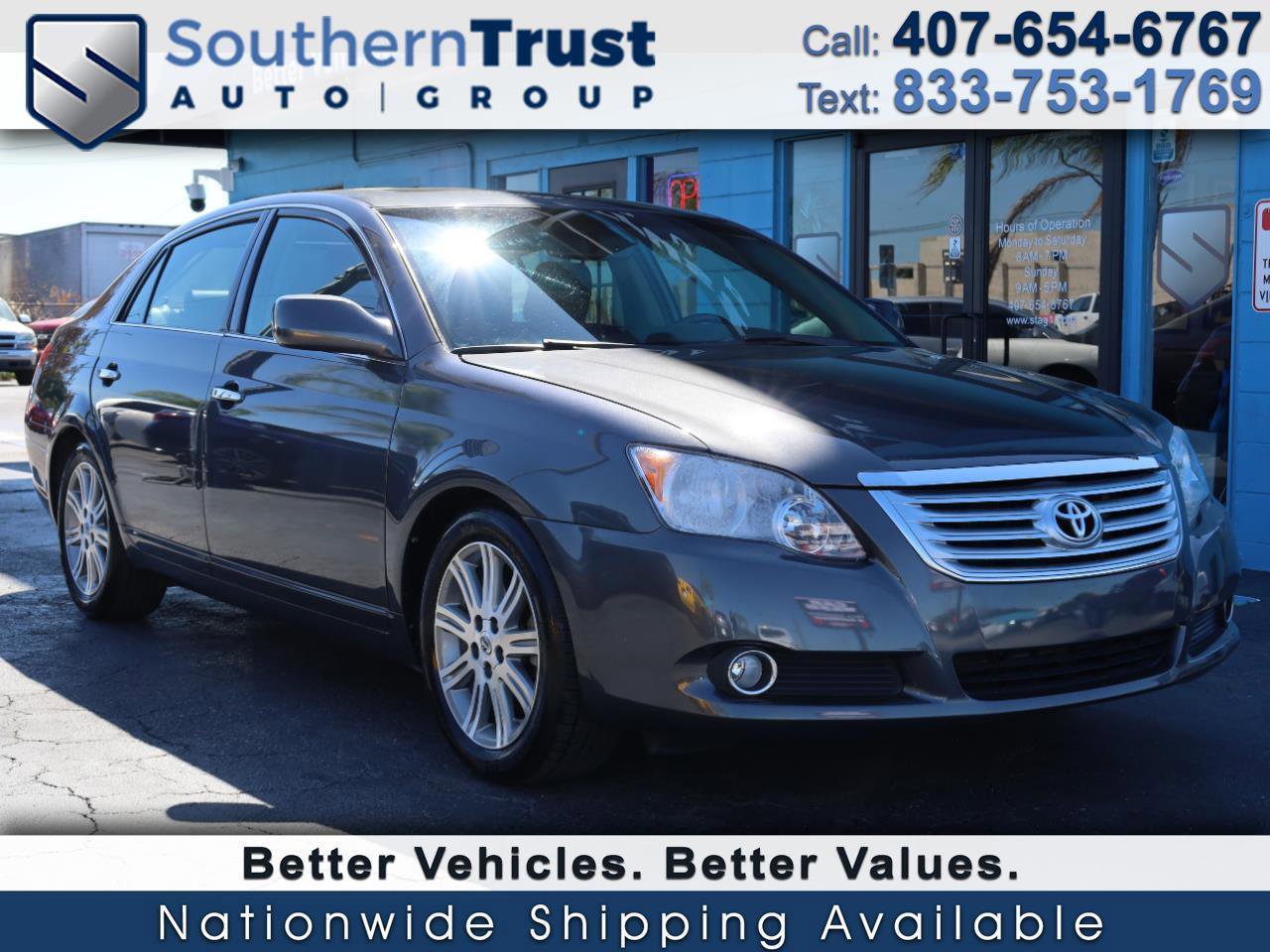 Used 2010 Toyota Avalon Limited FWD image 1