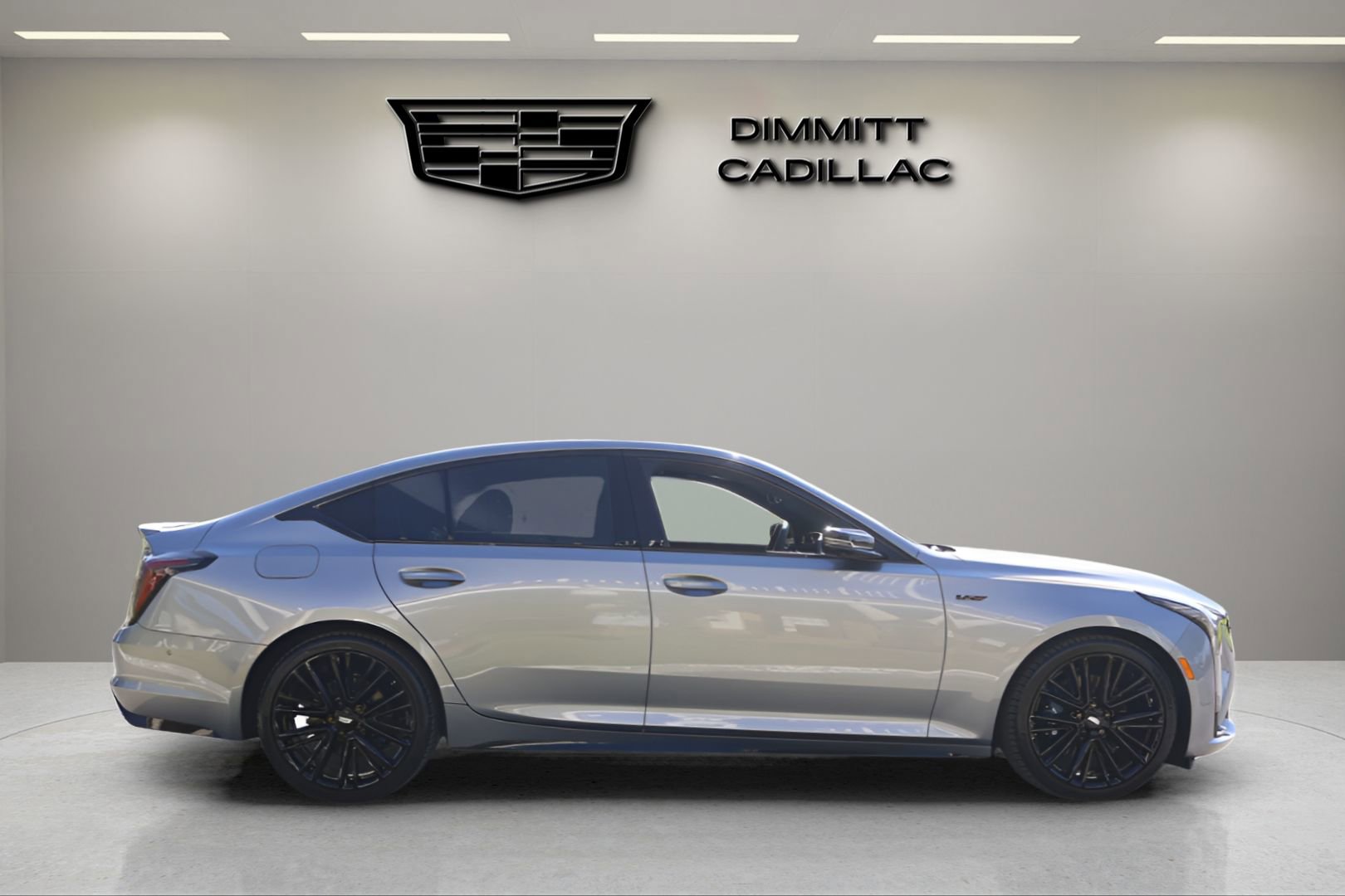New 2026 Cadillac CT5 V RWD image 6