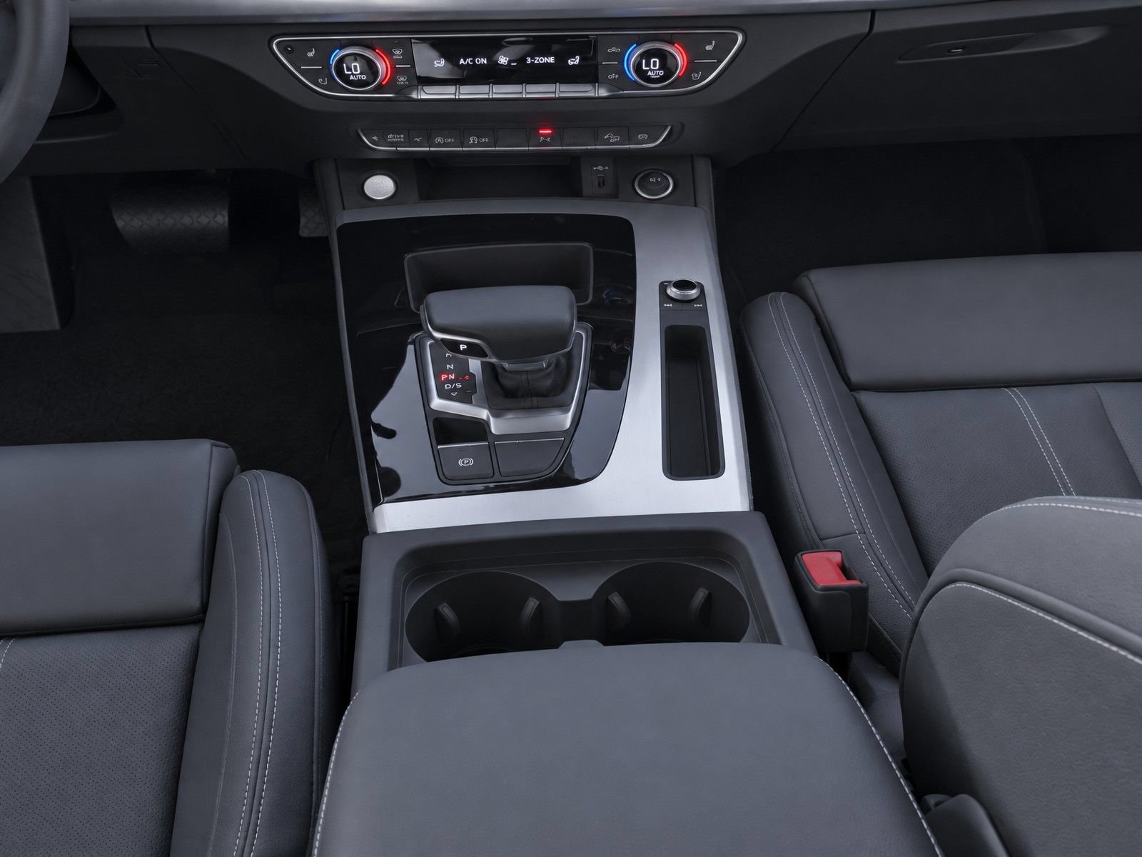 Certified 2023 Audi Q5 2.0T Premium Plus w/ Premium Plus Package AWD/4WD image 18