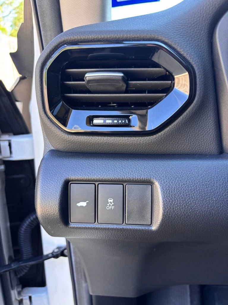 Certified 2025 Honda Pilot Touring image 22