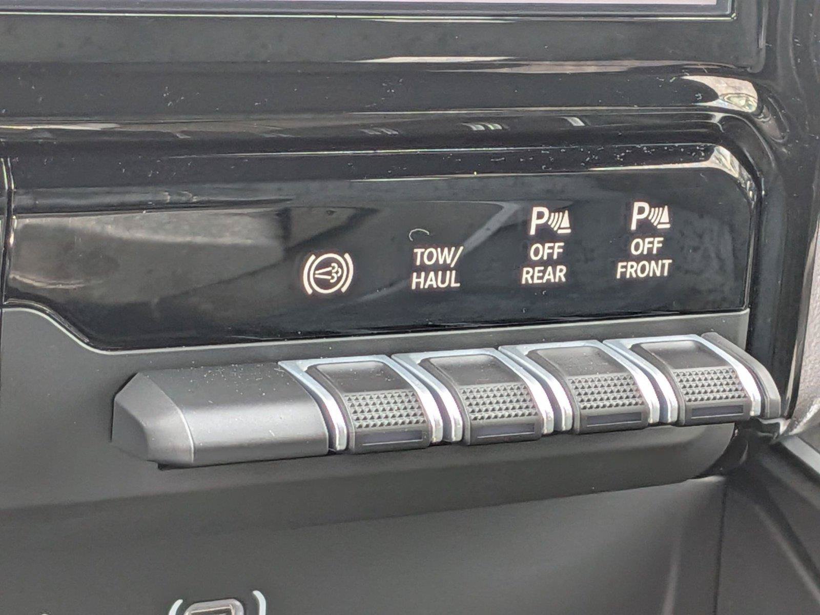 New 2026 RAM 2500 Big Horn AWD/4WD image 15