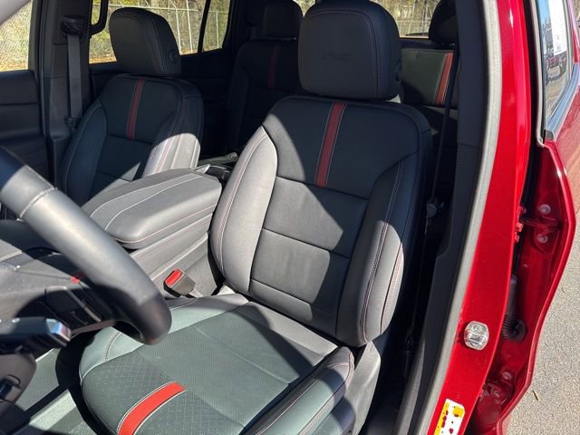 Used 2024 Chevrolet Traverse RS w/ LPO, Floor Liner Package image 11