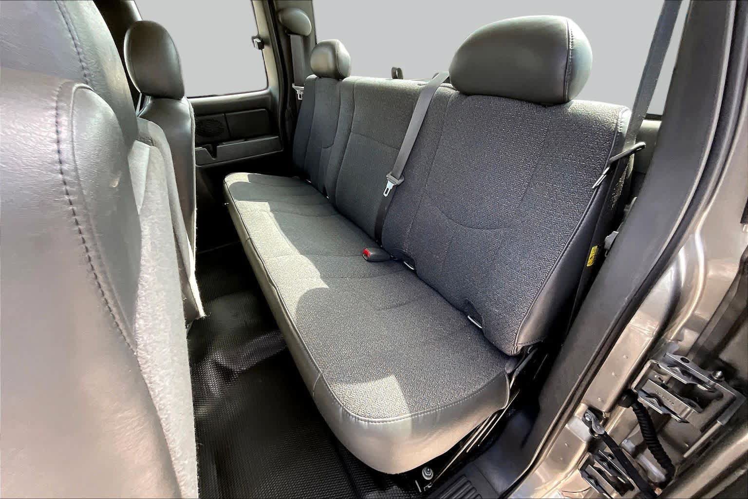Used 2006 Chevrolet Silverado 1500 W/T RWD image 18