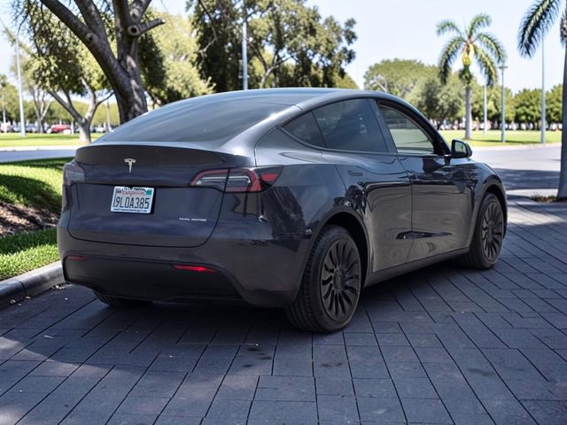 Used 2024 Tesla Model Y Long Range image 5