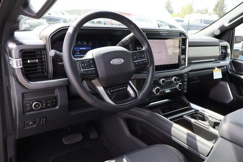 Used 2026 Ford F450 Platinum w/ Snow Plow Prep Package AWD/4WD image 20