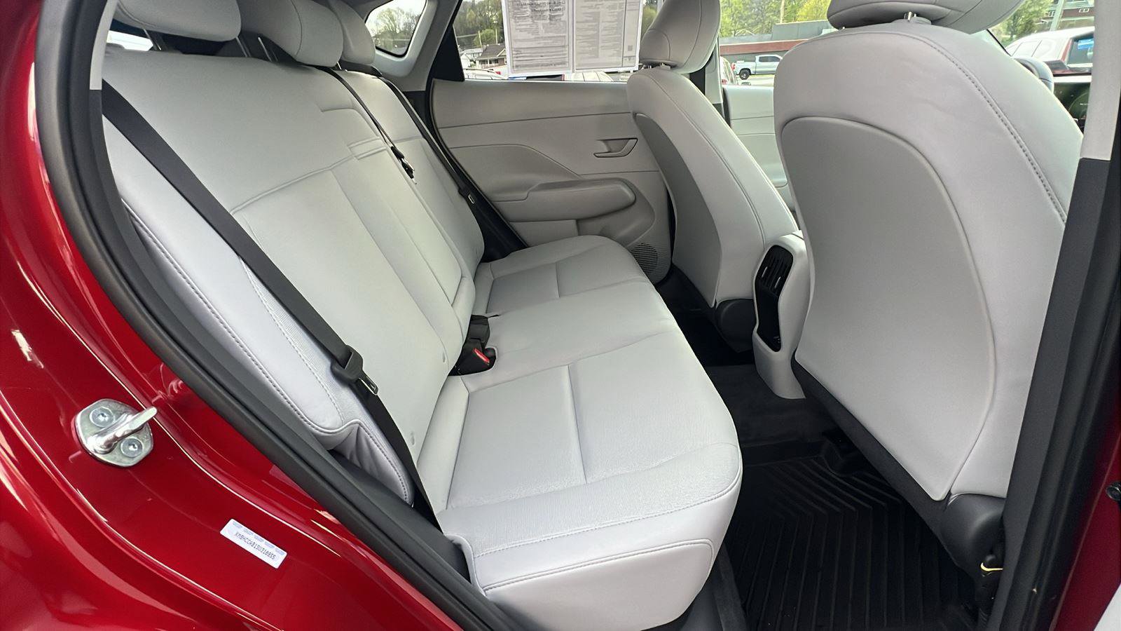 Used 2025 Hyundai Kona SEL image 15