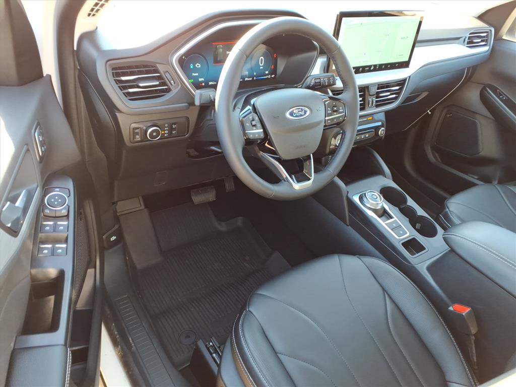 Used 2025 Ford Escape SE w/ PHEV Premium Package FWD image 9