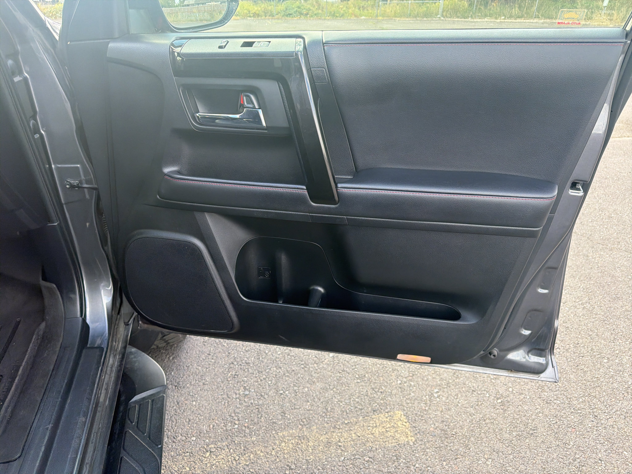 Used 2020 Toyota 4Runner Venture AWD/4WD image 20