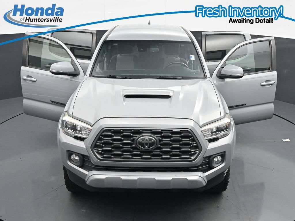 Used 2020 Toyota Tacoma TRD Sport AWD/4WD image 35