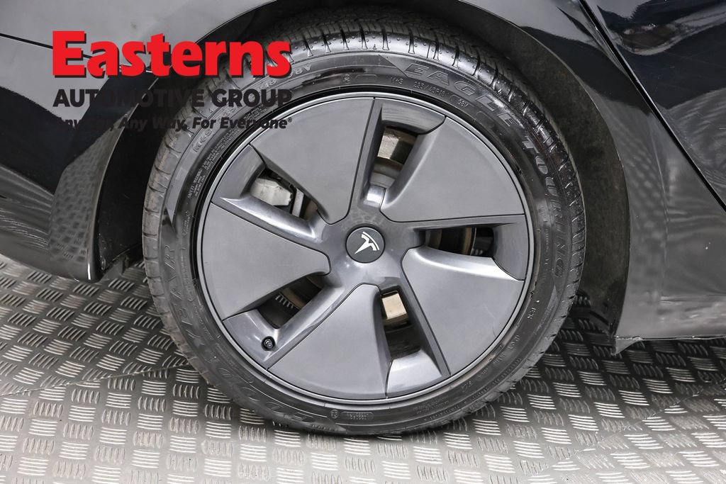 Used 2023 Tesla Model 3 Standard Range RWD image 23
