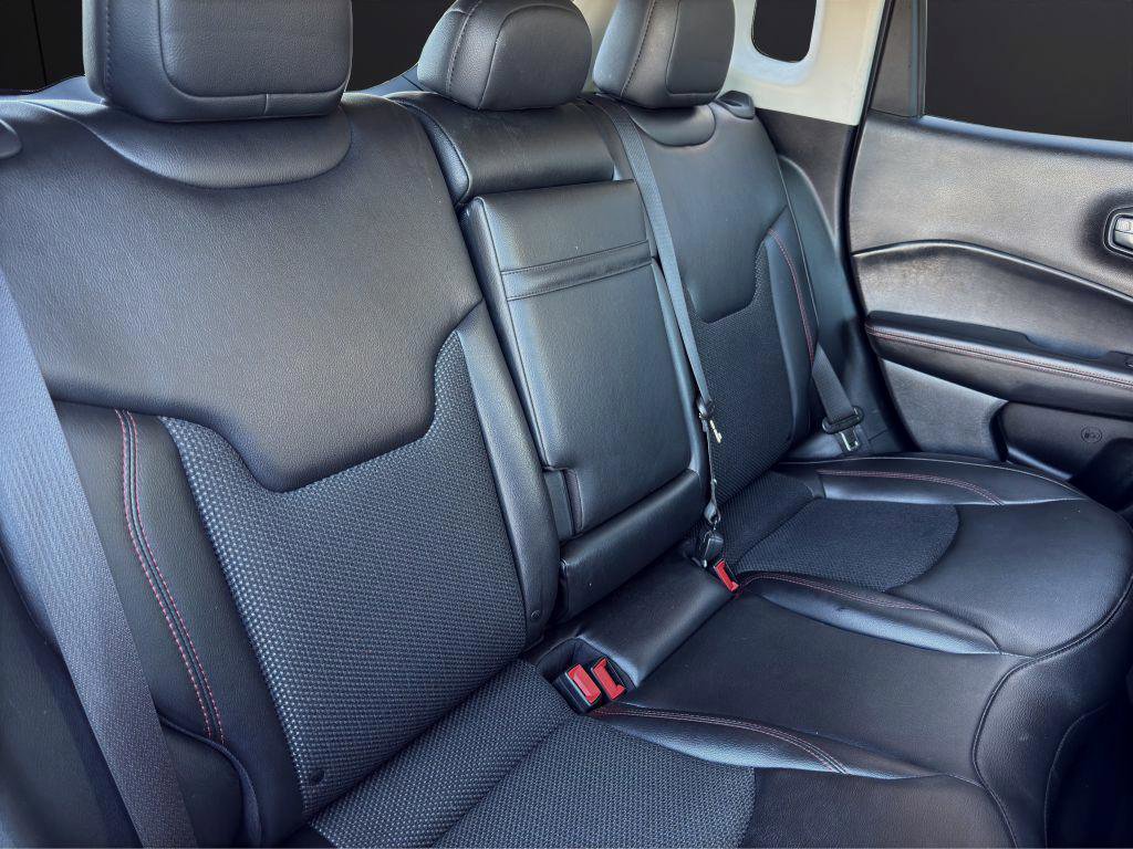 Used 2019 Jeep Compass Trailhawk w/ Cold Weather Group image 19