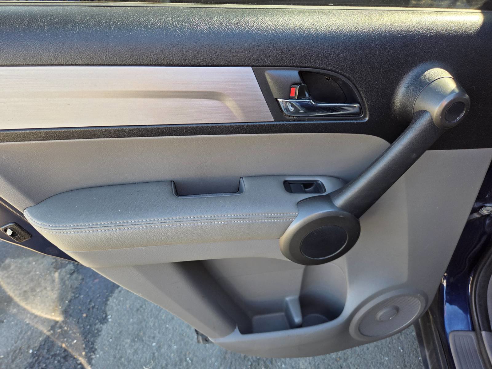 Used 2010 Honda CR-V EX-L image 9