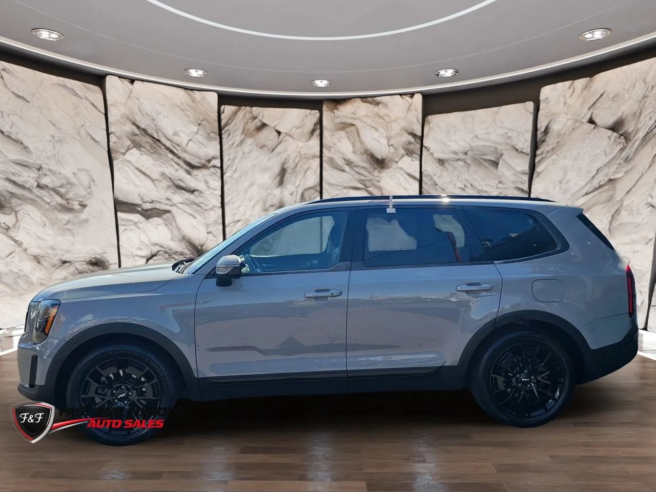 Used 2022 Kia Telluride EX w/ EX Premium Package AWD/4WD image 4