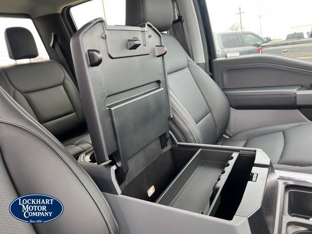 New 2025 Ford F250 XLT w/ Black Appearance Package image 45
