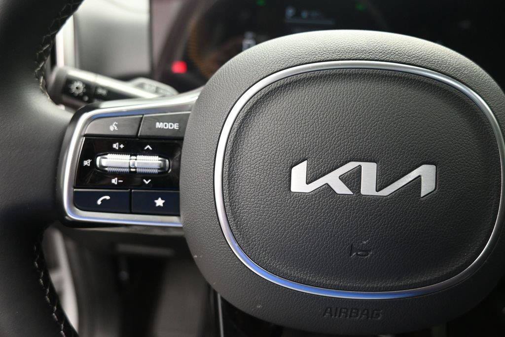 Used 2025 Kia Sorento S w/ Panoramic Sunroof Package FWD image 15