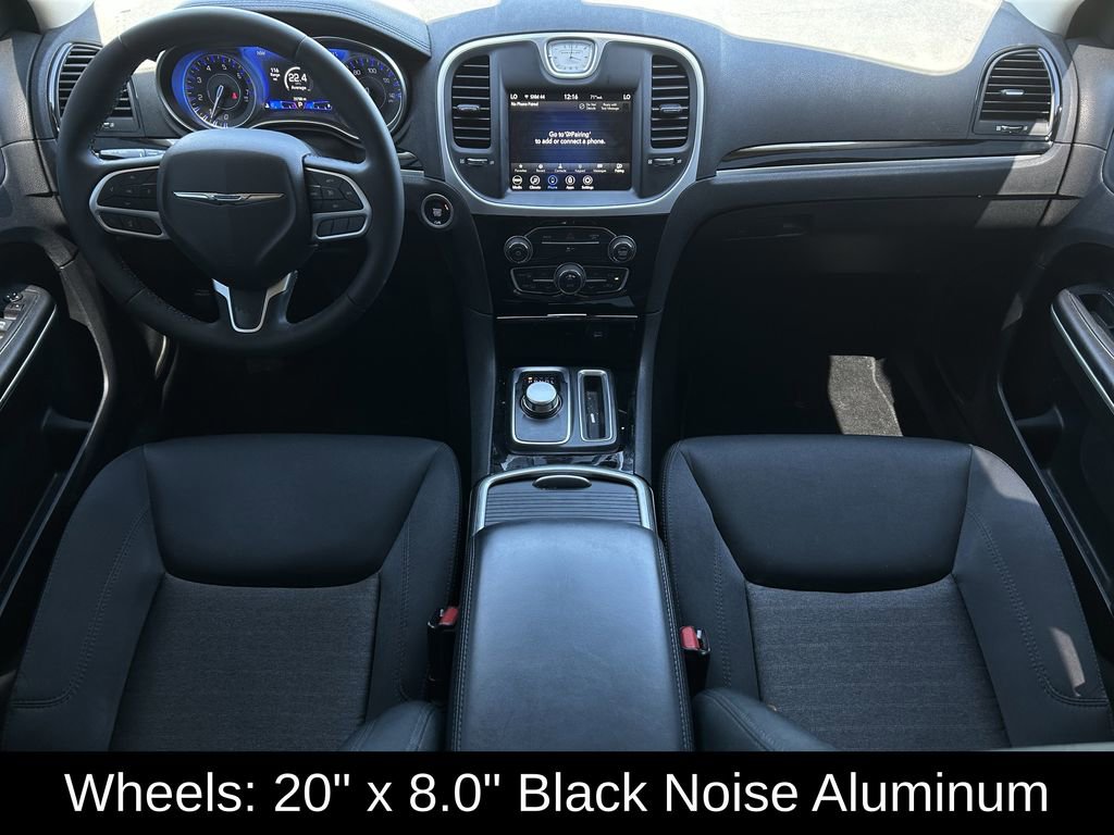 Used 2023 Chrysler 300 Touring w/ Sport Appearance Package image 11