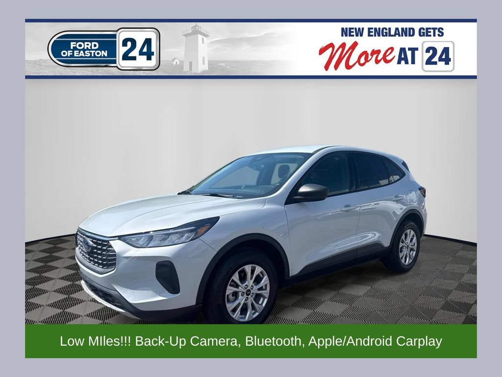 Certified 2025 Ford Escape Active AWD/4WD image 1