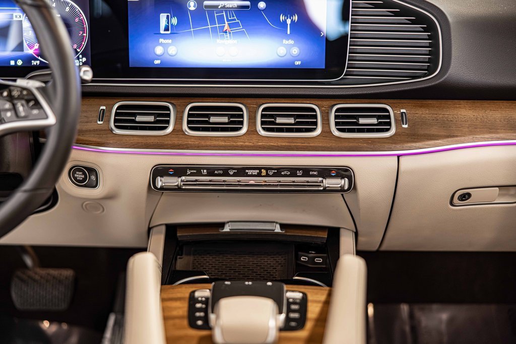 Used 2024 Mercedes-Benz GLE 450 4MATIC image 37