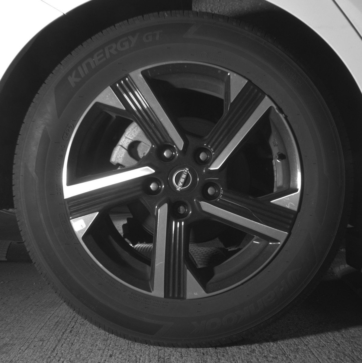 Used 2025 Nissan Sentra SV image 15