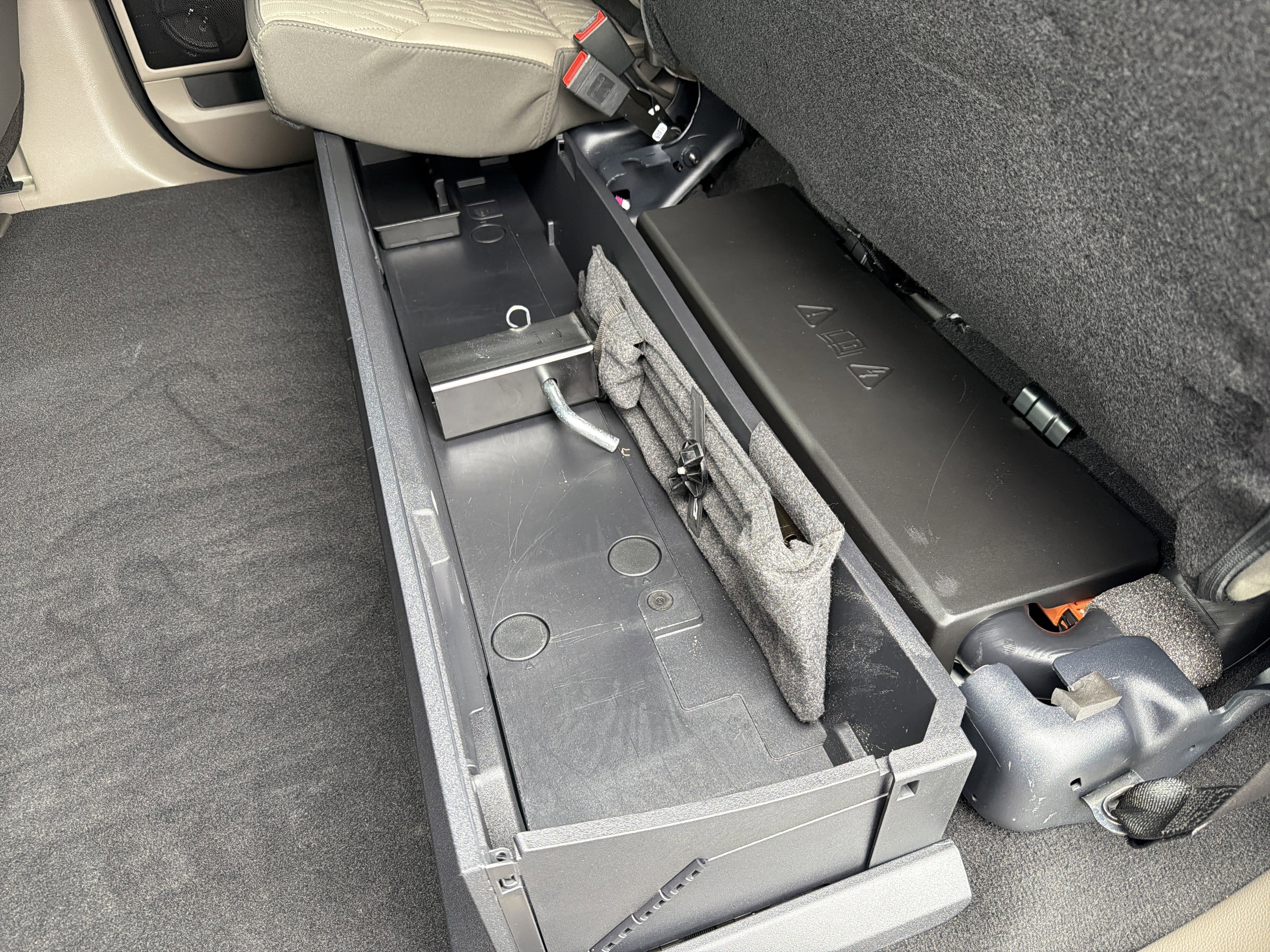 Used 2025 Ford F450 Platinum w/ Platinum Plus Package image 27