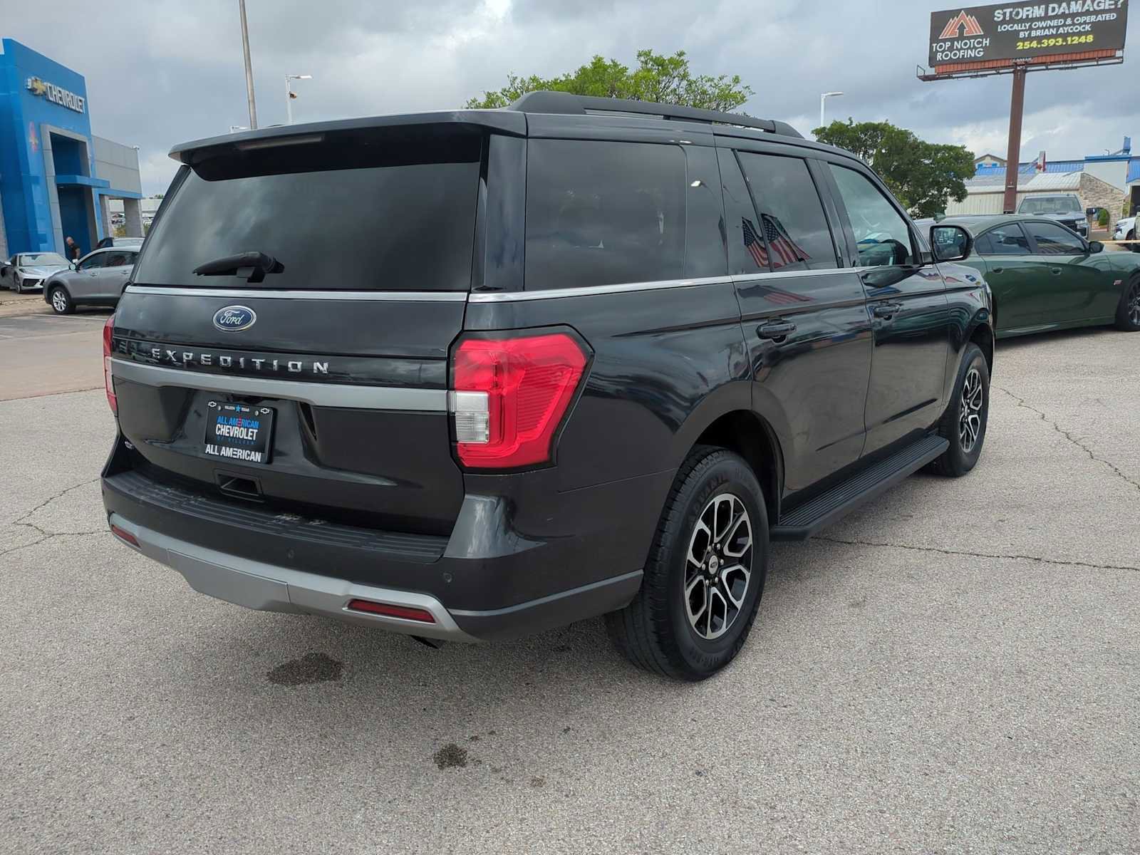 Used 2024 Ford Expedition XLT image 8