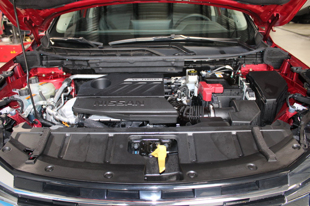 Used 2025 Nissan Rogue Platinum AWD/4WD image 9
