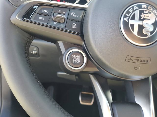 New 2025 Alfa Romeo Tonale image 32
