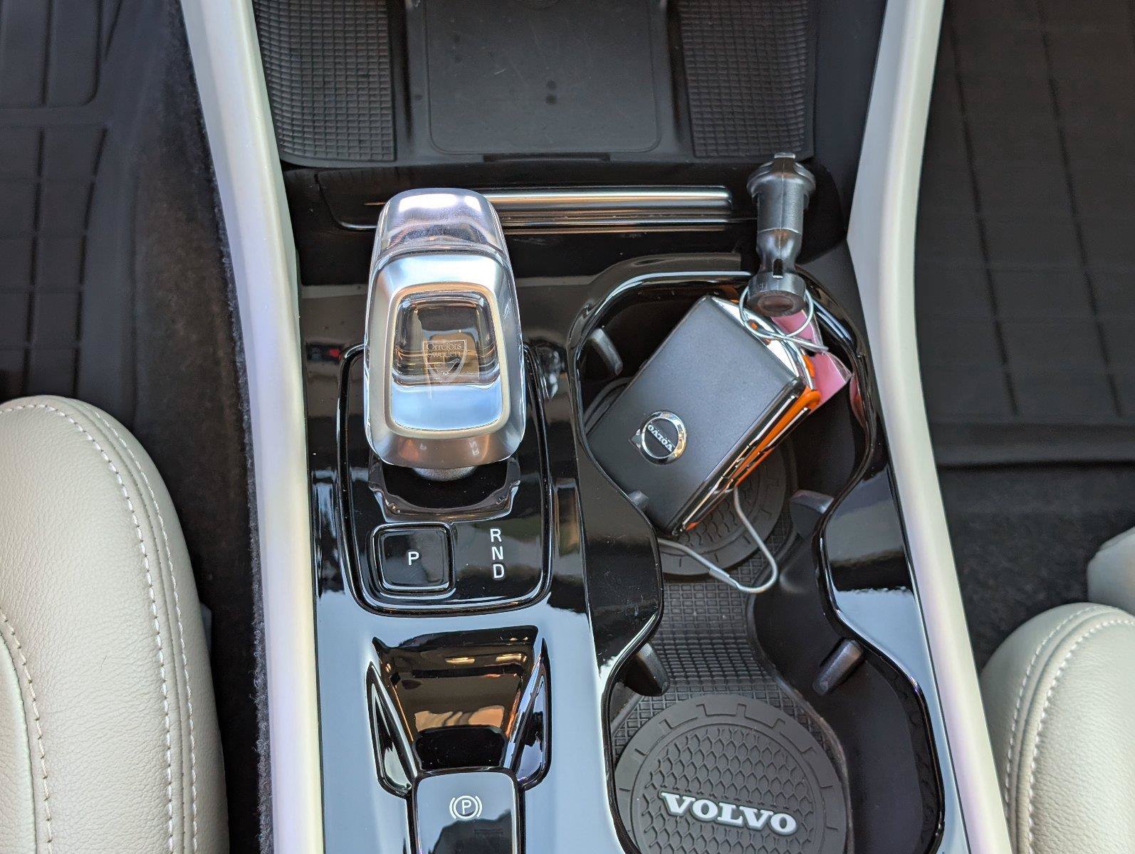 Used 2024 Volvo XC40 B5 Plus w/ Protection Package Premier AWD/4WD image 24