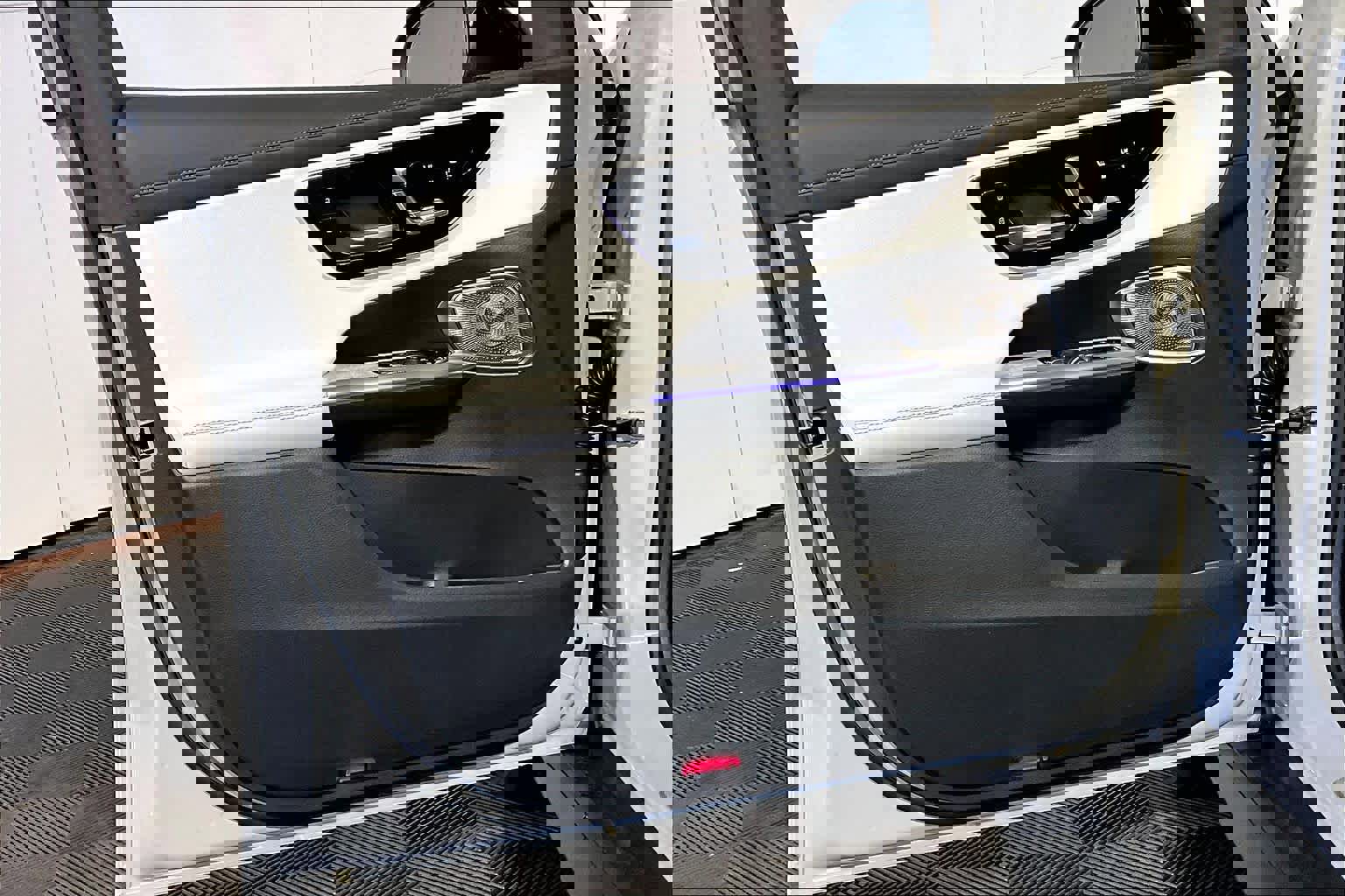 New 2026 Mercedes-Benz GLC 300 4MATIC image 11