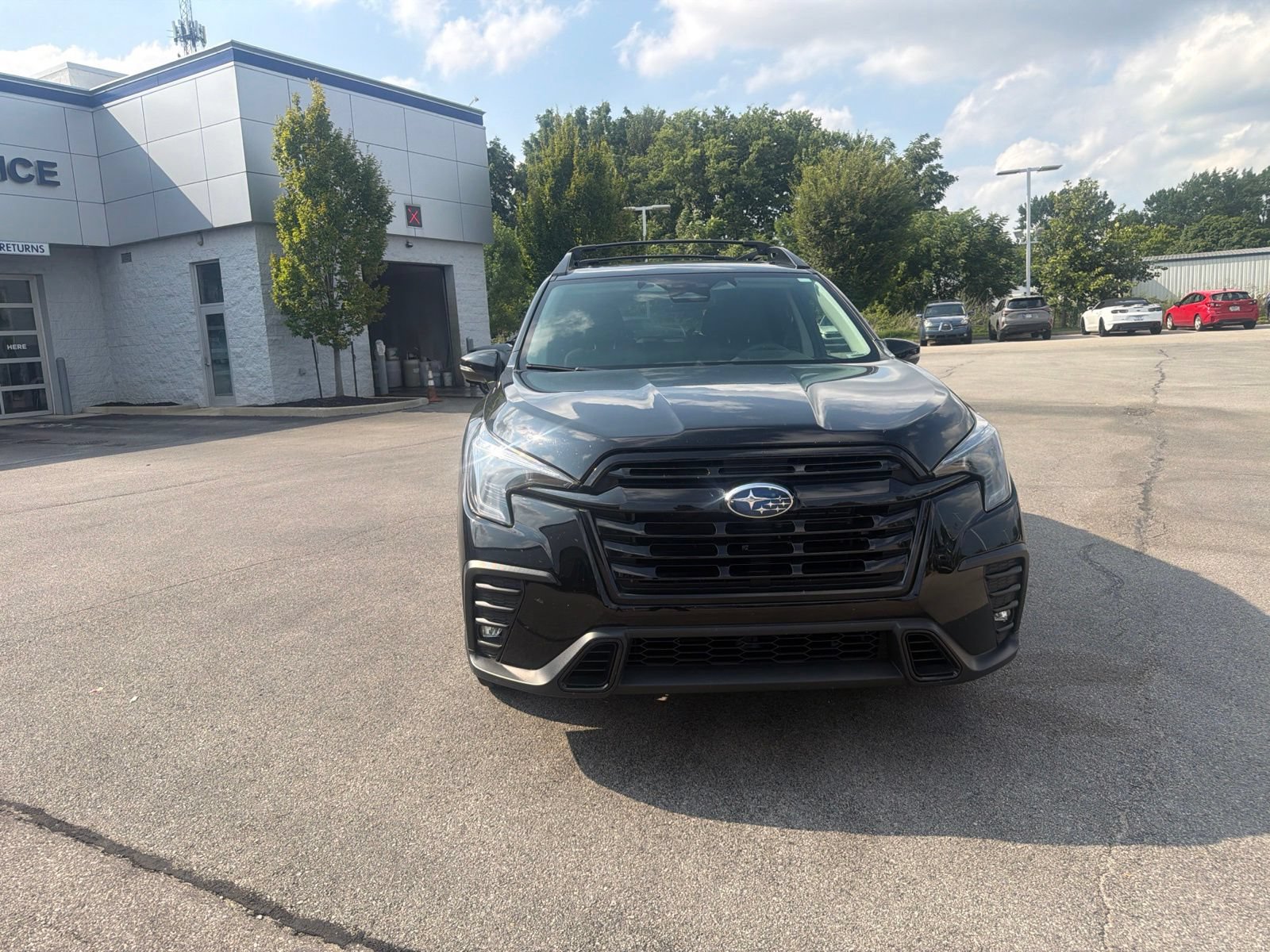 Used 2023 Subaru Ascent Onyx Edition AWD/4WD image 7