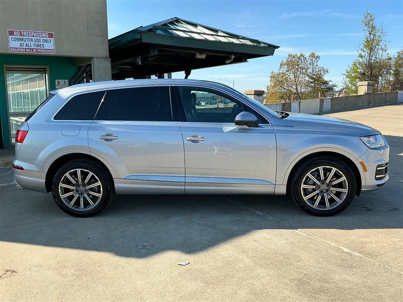 Used 2018 Audi Q7 3.0T Prestige w/ Prestige Package AWD/4WD image 8