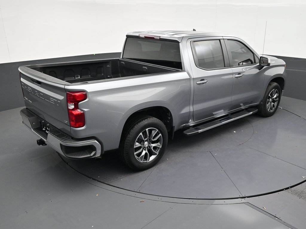 Used 2024 Chevrolet Silverado 1500 LT RWD image 17