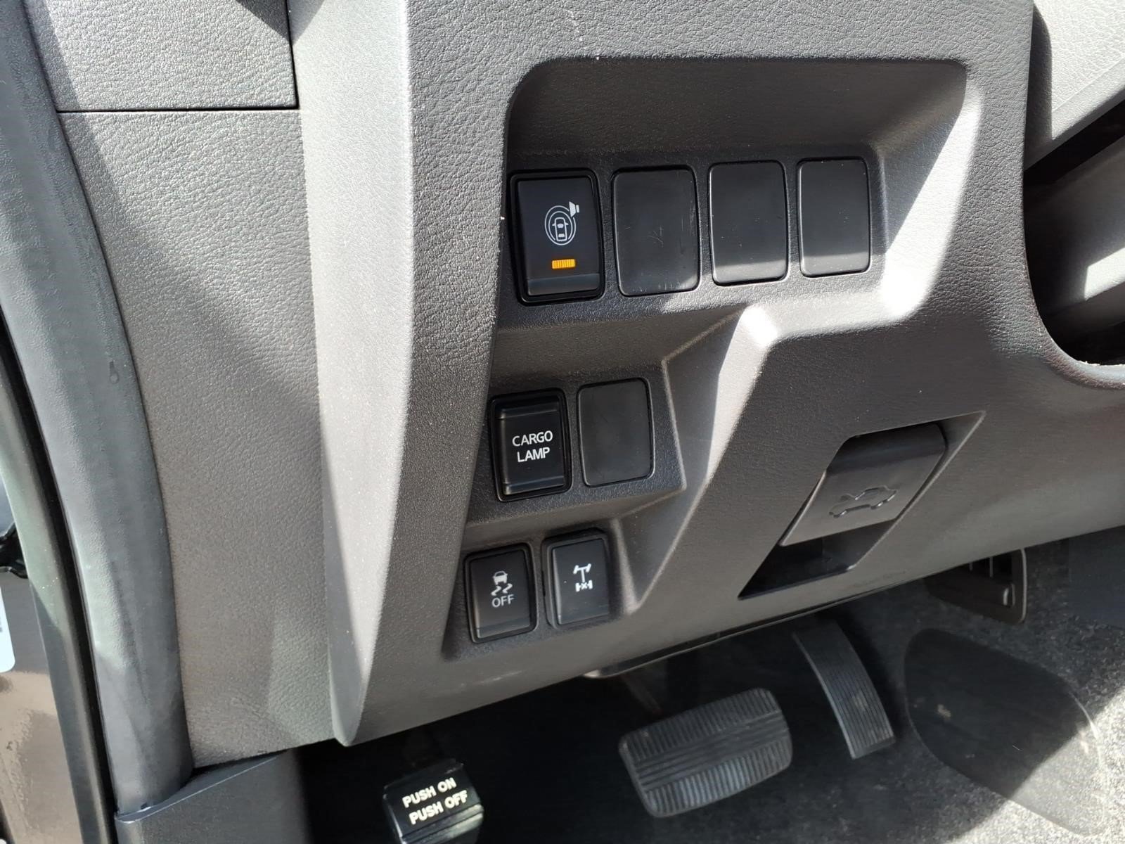 Used 2026 Nissan Frontier PRO-4X AWD/4WD image 17