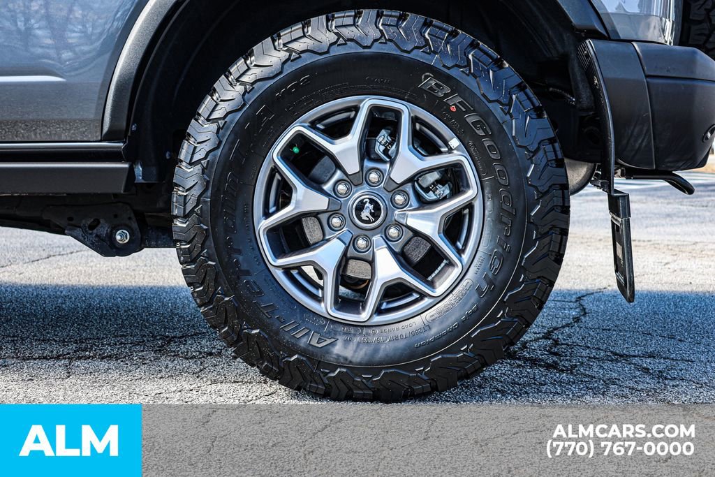 Used 2025 Ford Bronco Badlands image 17