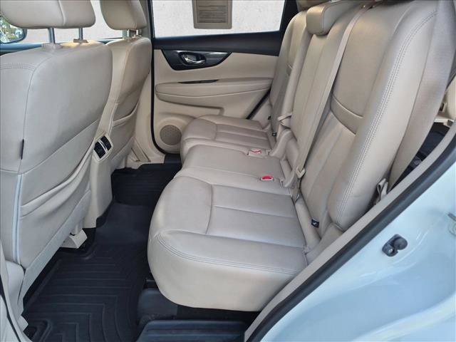 Used 2018 Nissan Rogue SL w/ Premium Package FWD image 17