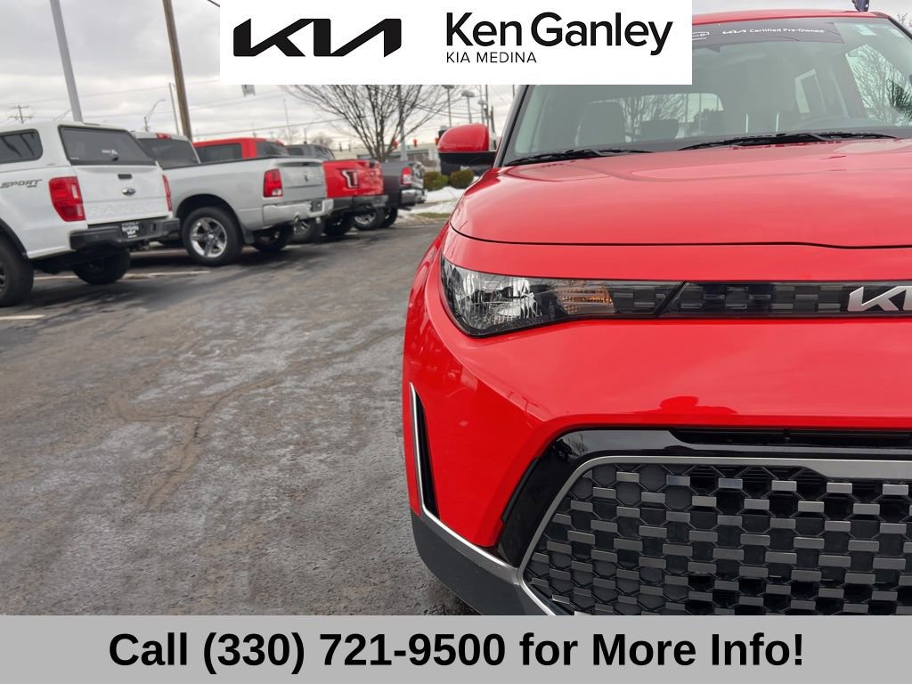 Certified 2025 Kia Soul EX image 18