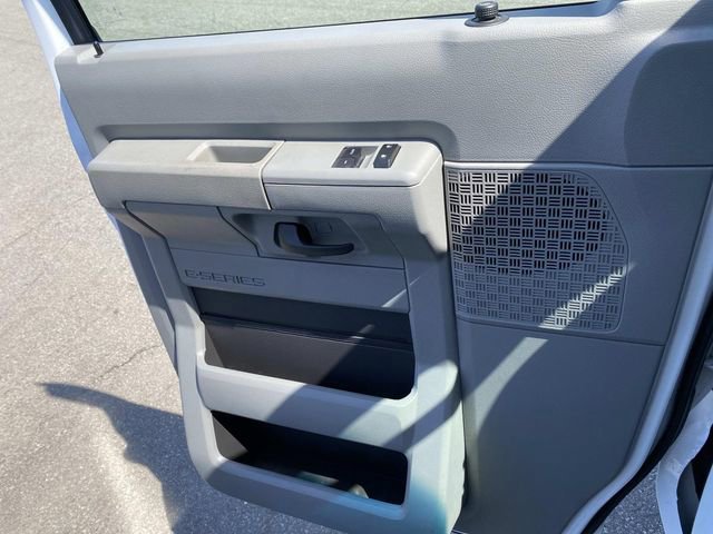 Used 2024 Ford E-450 and Econoline 450 Super Duty w/ Power Windows & Locks Group RWD image 23