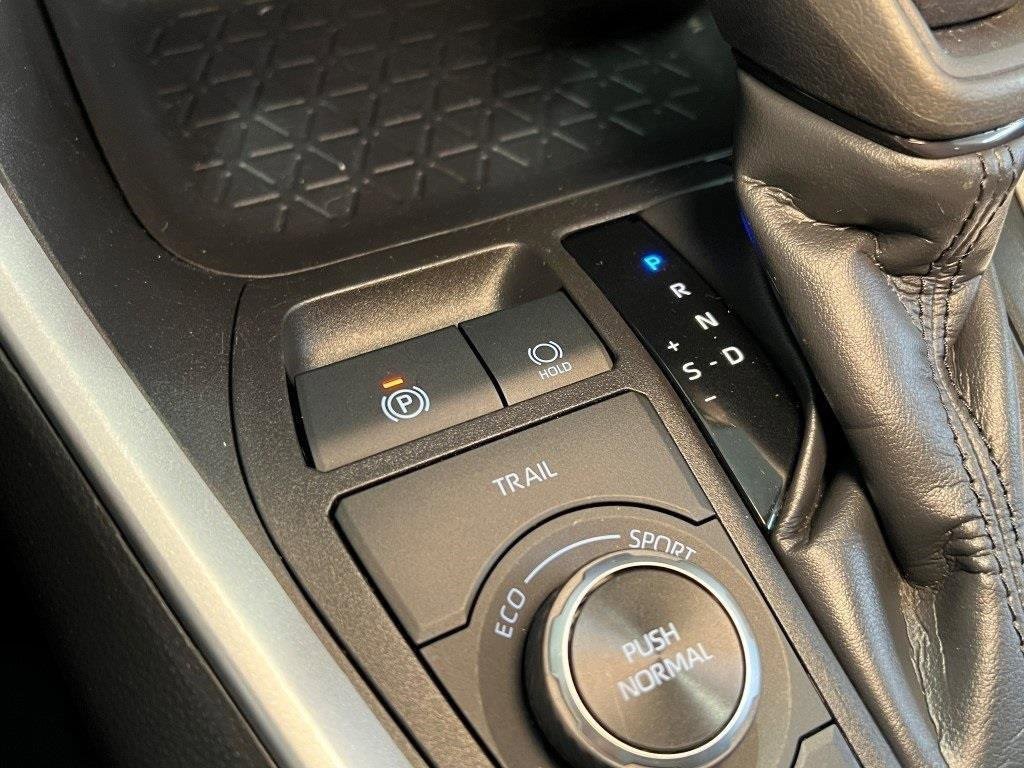 Used 2024 Toyota RAV4 XLE image 47