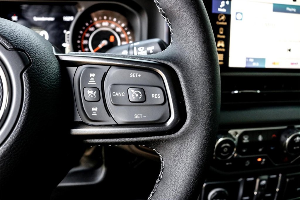 New 2025 Jeep Gladiator Sport w/ Premium Package image 14