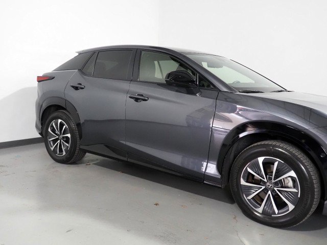 Used 2023 Lexus RZ 450e Premium w/ Technology Package AWD/4WD image 41
