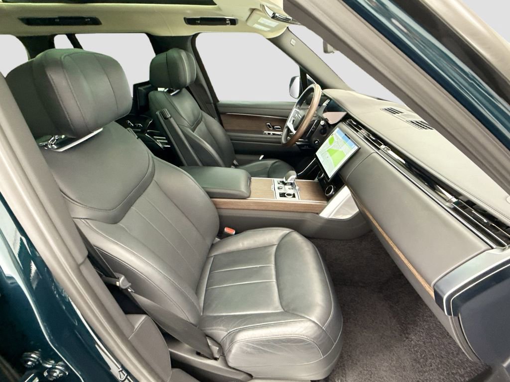 Used 2023 Land Rover Range Rover Autobiography image 19