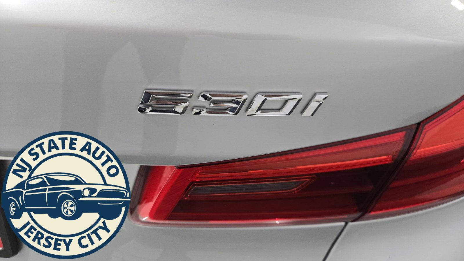 Used 2018 BMW 530i xDrive w/ Premium Package image 30