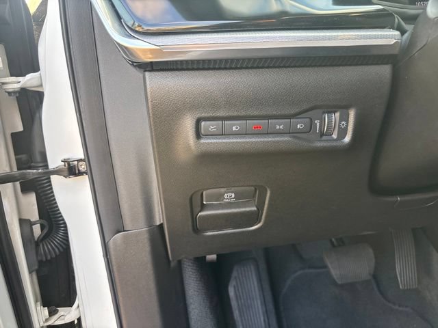 Used 2024 Jeep Wagoneer Launch Edition AWD/4WD image 32