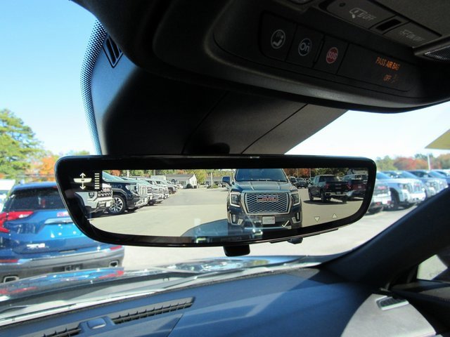 Used 2024 Cadillac XT4 Premium Luxury w/ Technology Package image 20